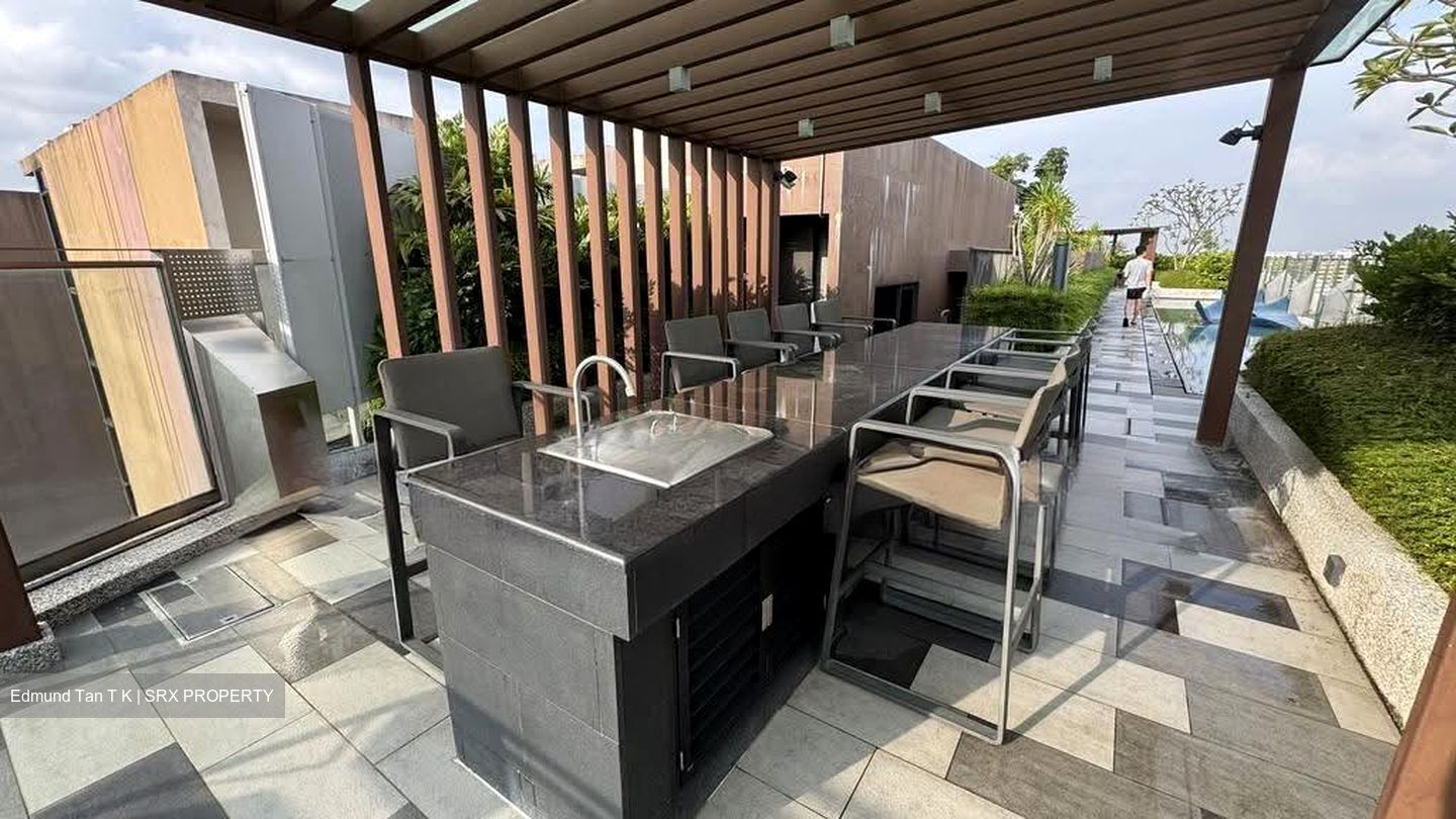 Sims Urban Oasis (D14), Condominium #629426691